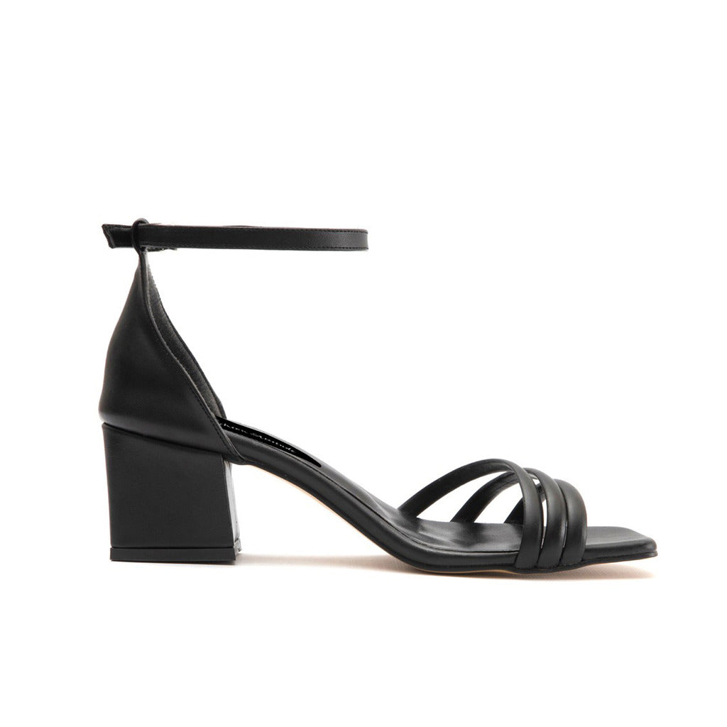 Timeless Elegance Sandals - Fashion Attitude