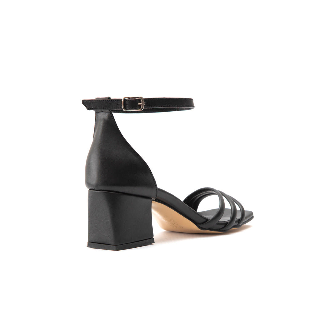 Timeless Elegance Sandals - Fashion Attitude