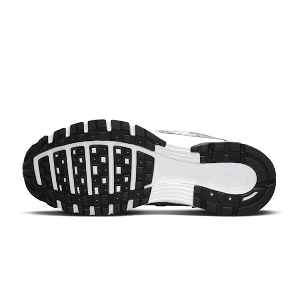 Nike - WMNS NIKE P-6000